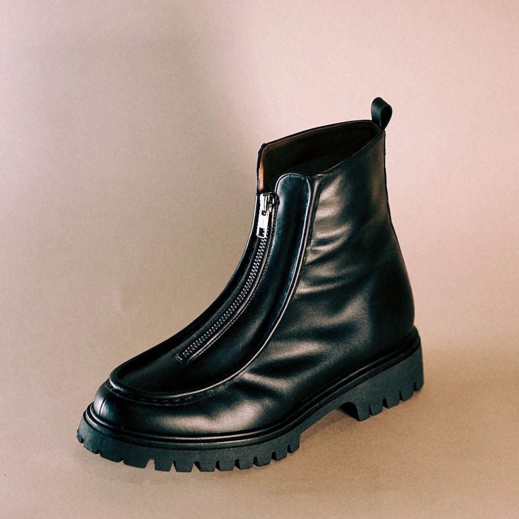 Zip front cheap chelsea boots