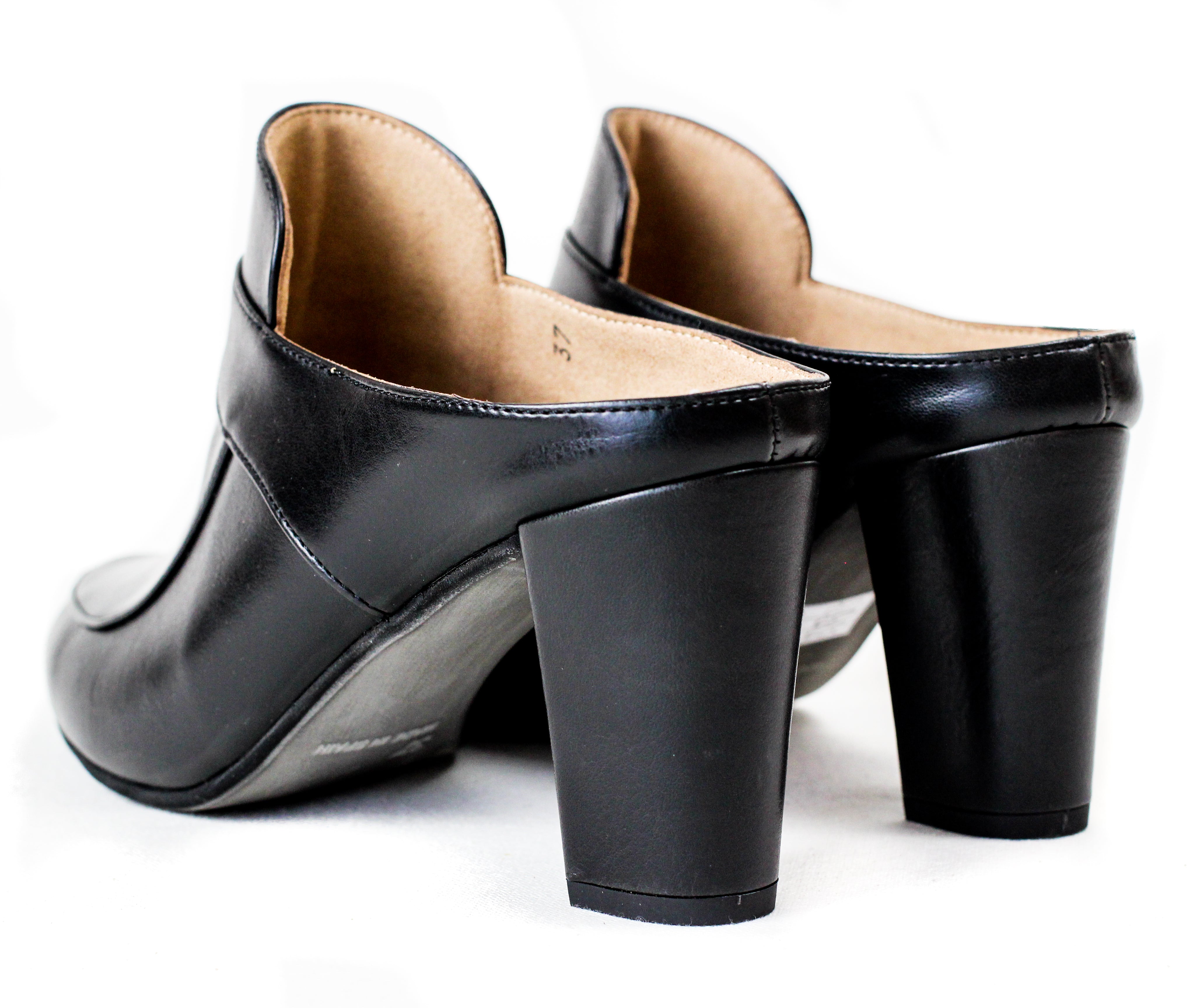 Last Chance! ALI BLOCK HEEL MULE 6, 7, 12