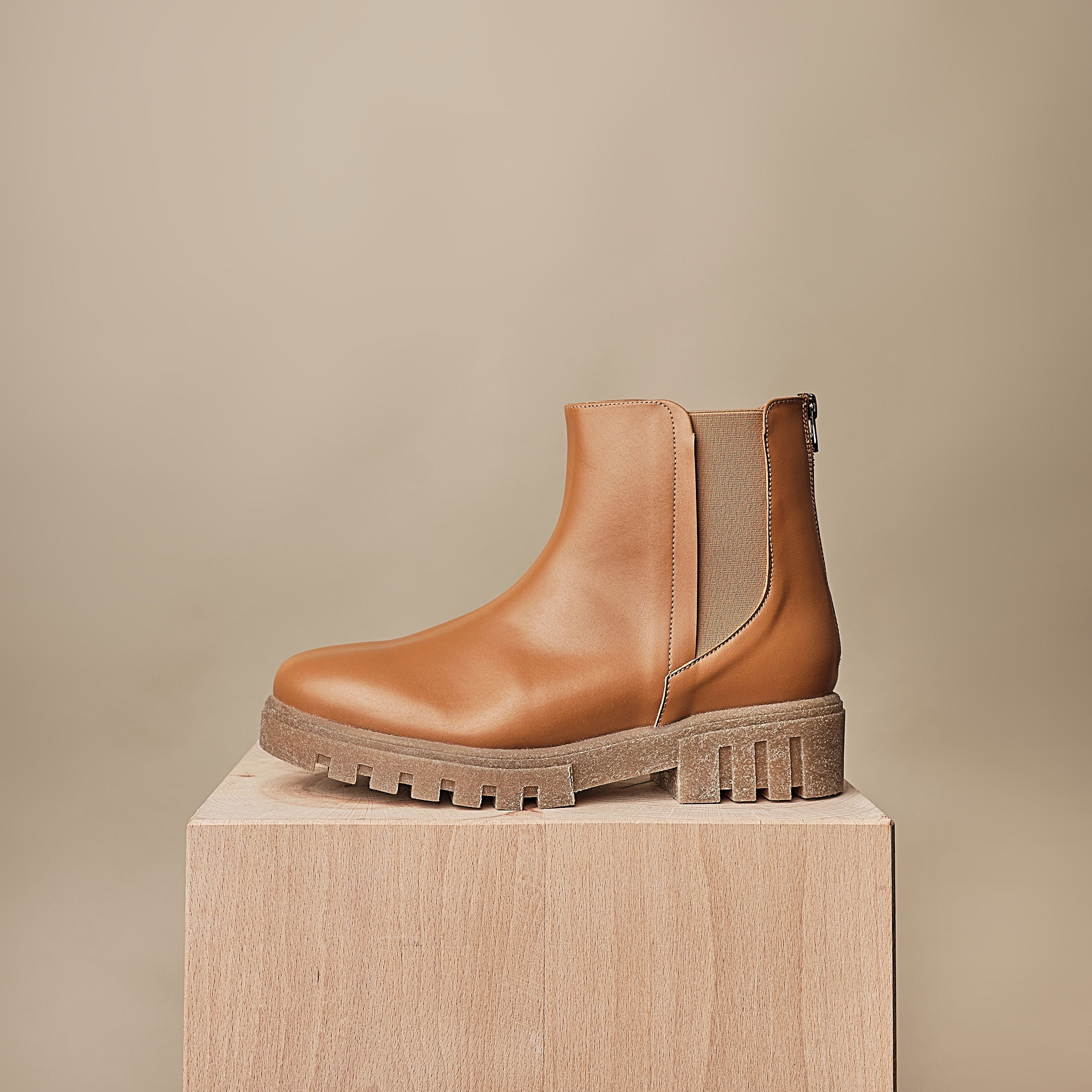BHAVA Kai best vegan comfort Fall comfort chelsea boot natural