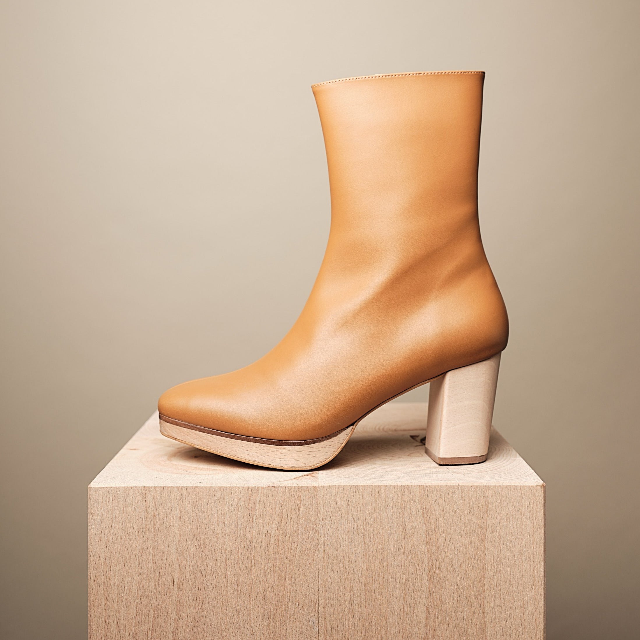 BHAVA BEST VEGAN PLATFORM ANKLE BOOT NATURAL