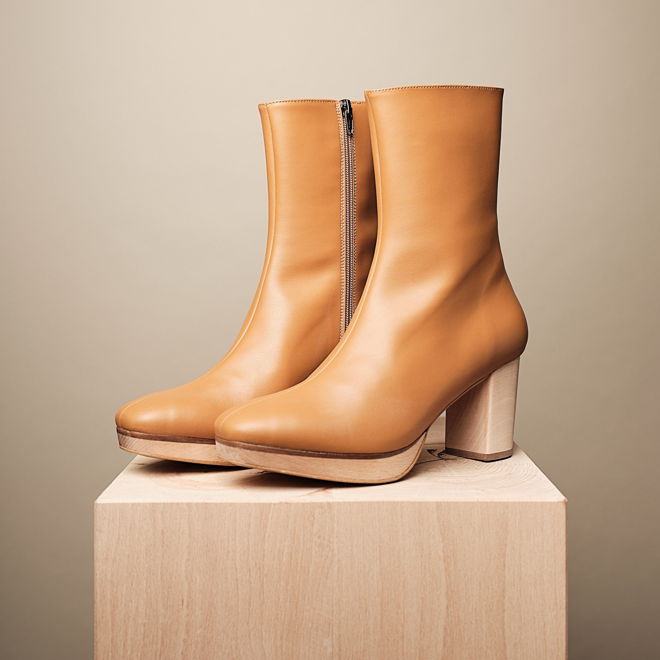 BHAVA BEST VEGAN PLATFORM ANKLE BOOT NATURAL