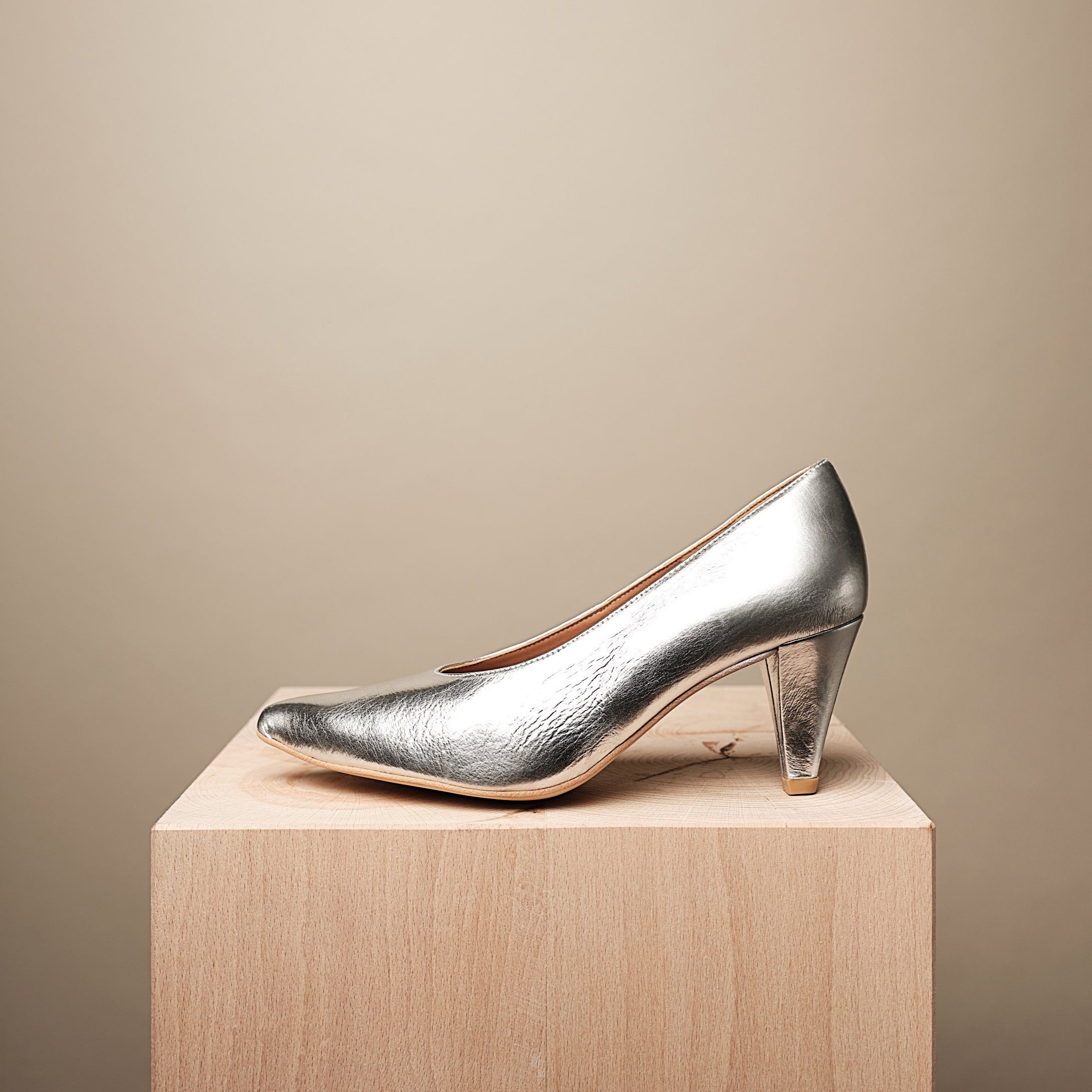 BHAVA VEGAN BEST COMFORT WEDDING HEEL SILVER