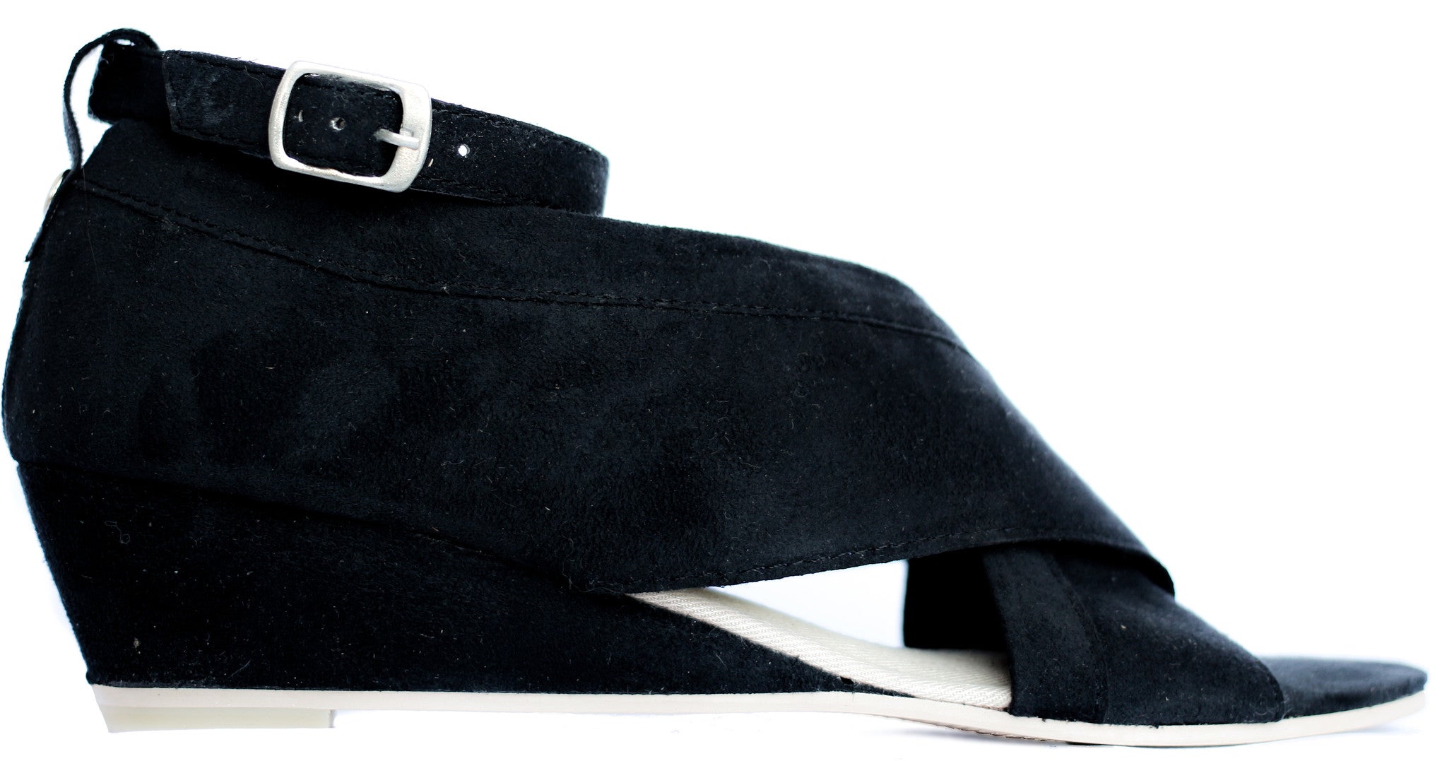 Sheldon Crisscross Black Wedge