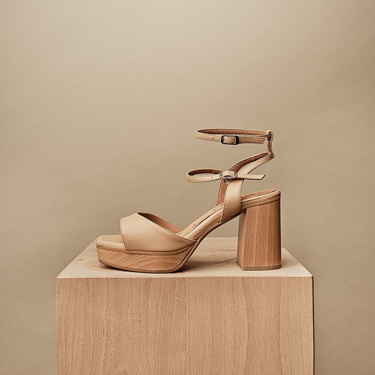 BHAVA LOLA VEGAN PLATFORM ARTISAN COMFORT SANDAL IVORY
