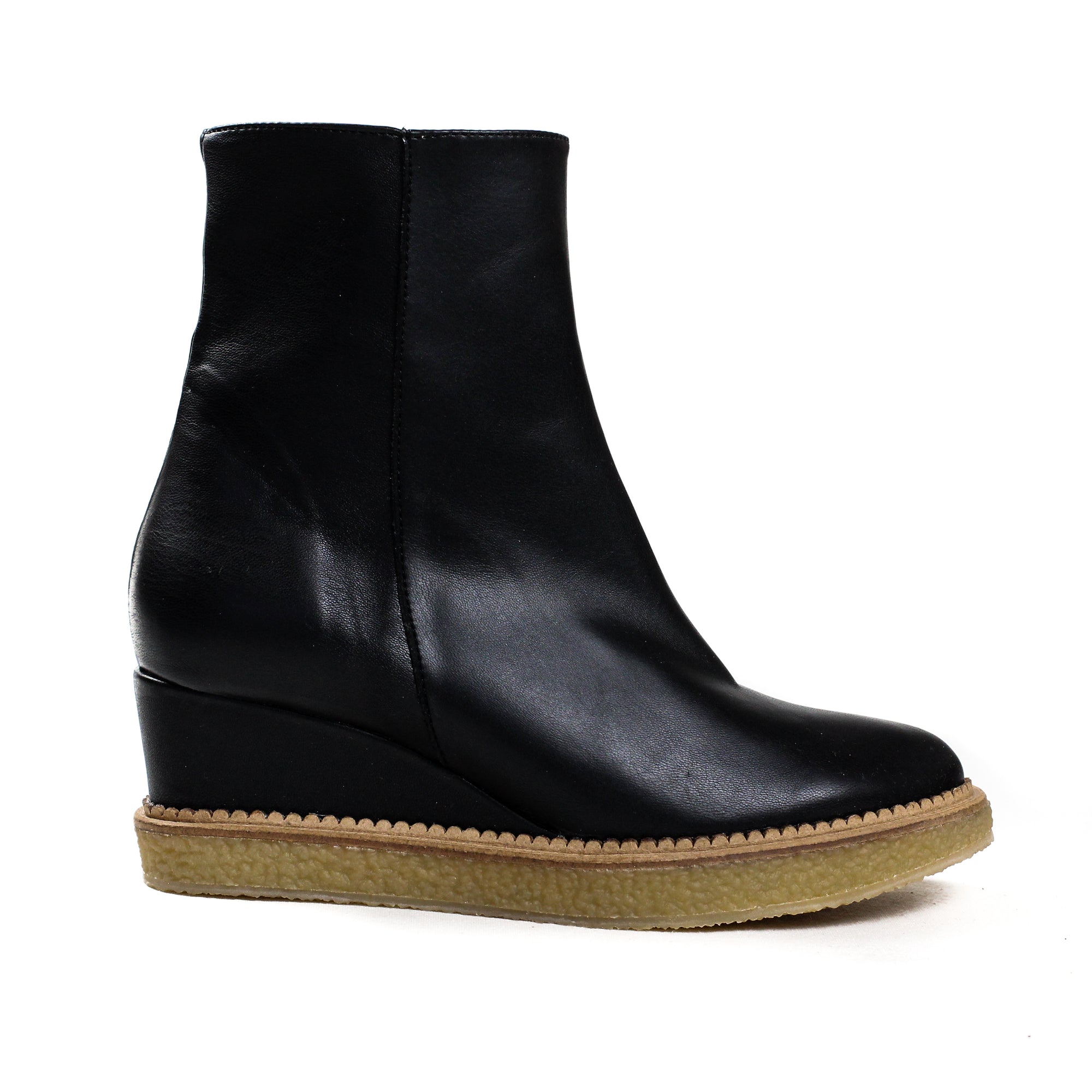 LAST CALL! SASHA PLATFORM ANKLE BOOT