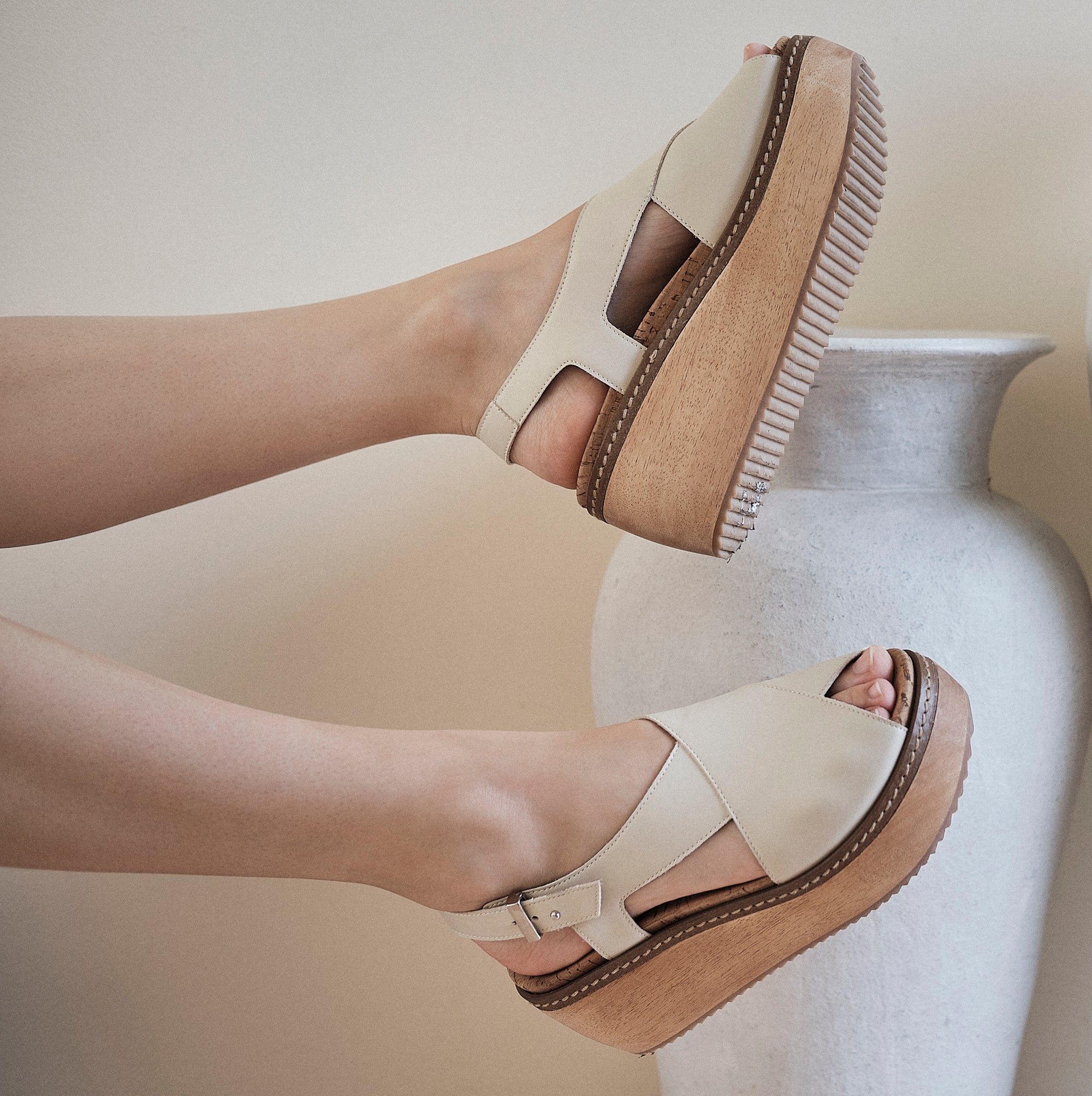 TILDA BEIGE ARTISAN WOOD PLATFORM CLOG