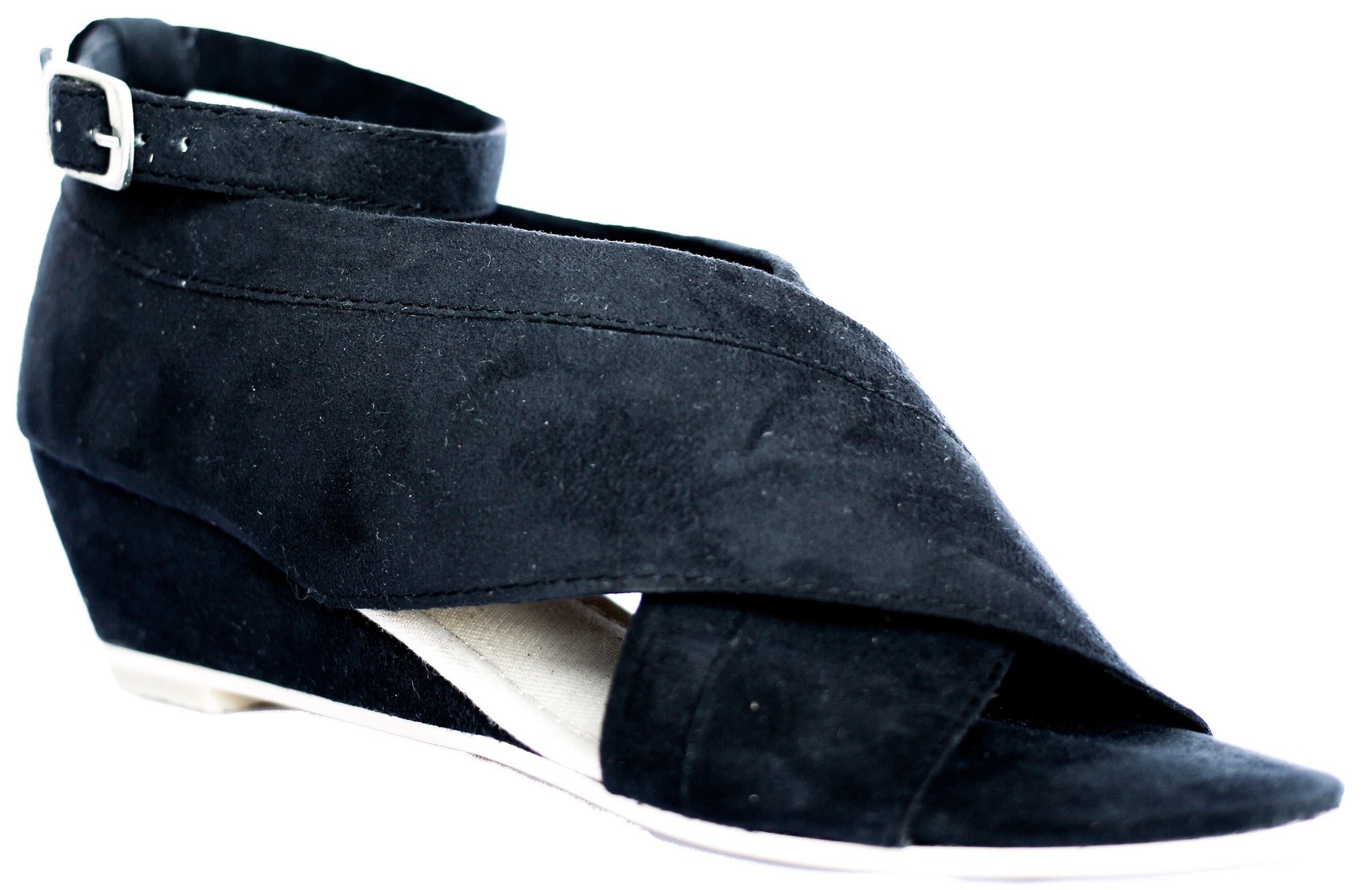 Sheldon Crisscross Black Wedge